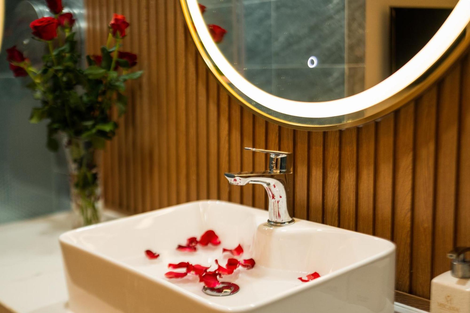 Micasa Hotel مدينة هوشي منه المظهر الخارجي الصورة